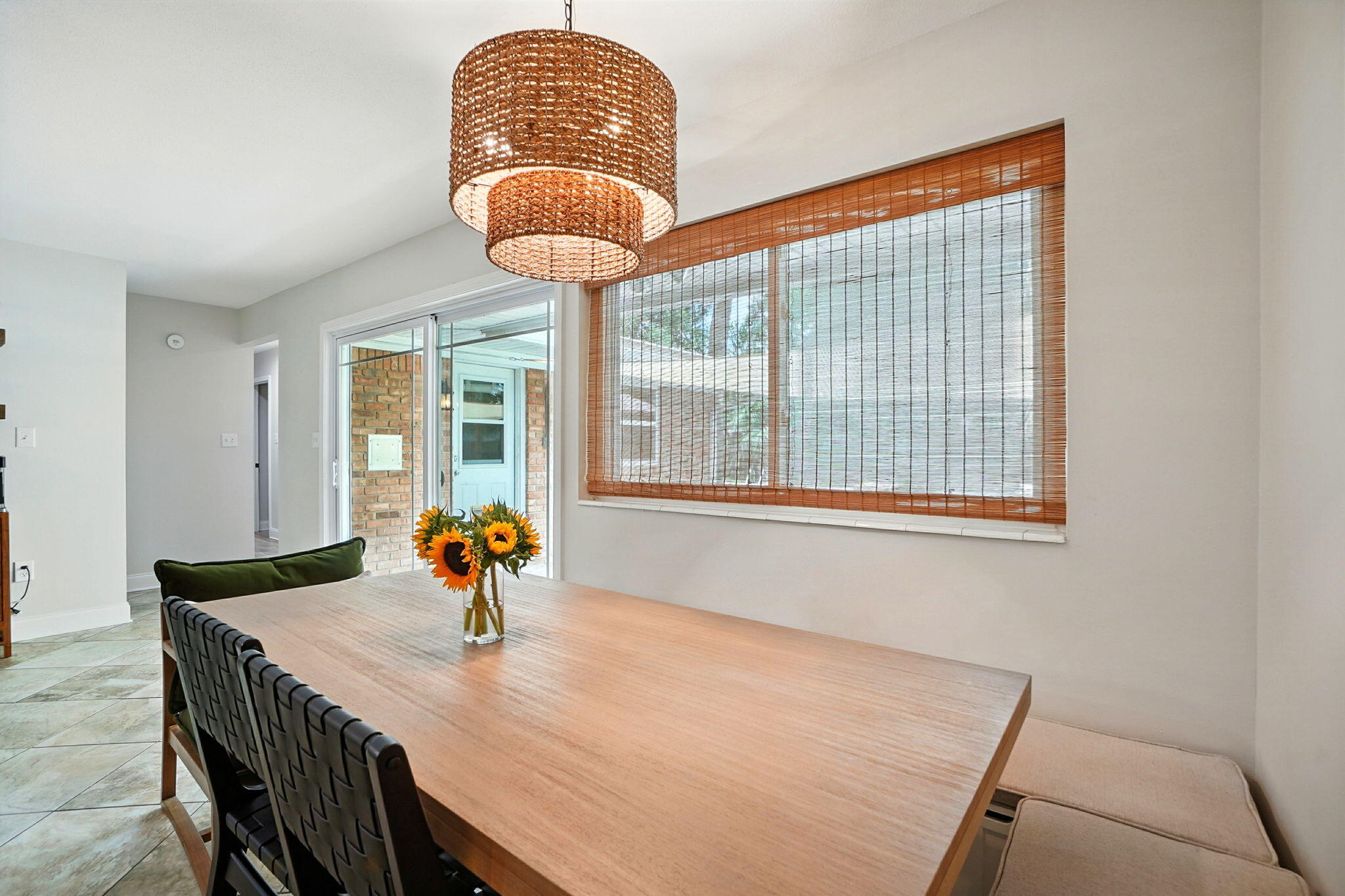 616 NE Fairway Avenue