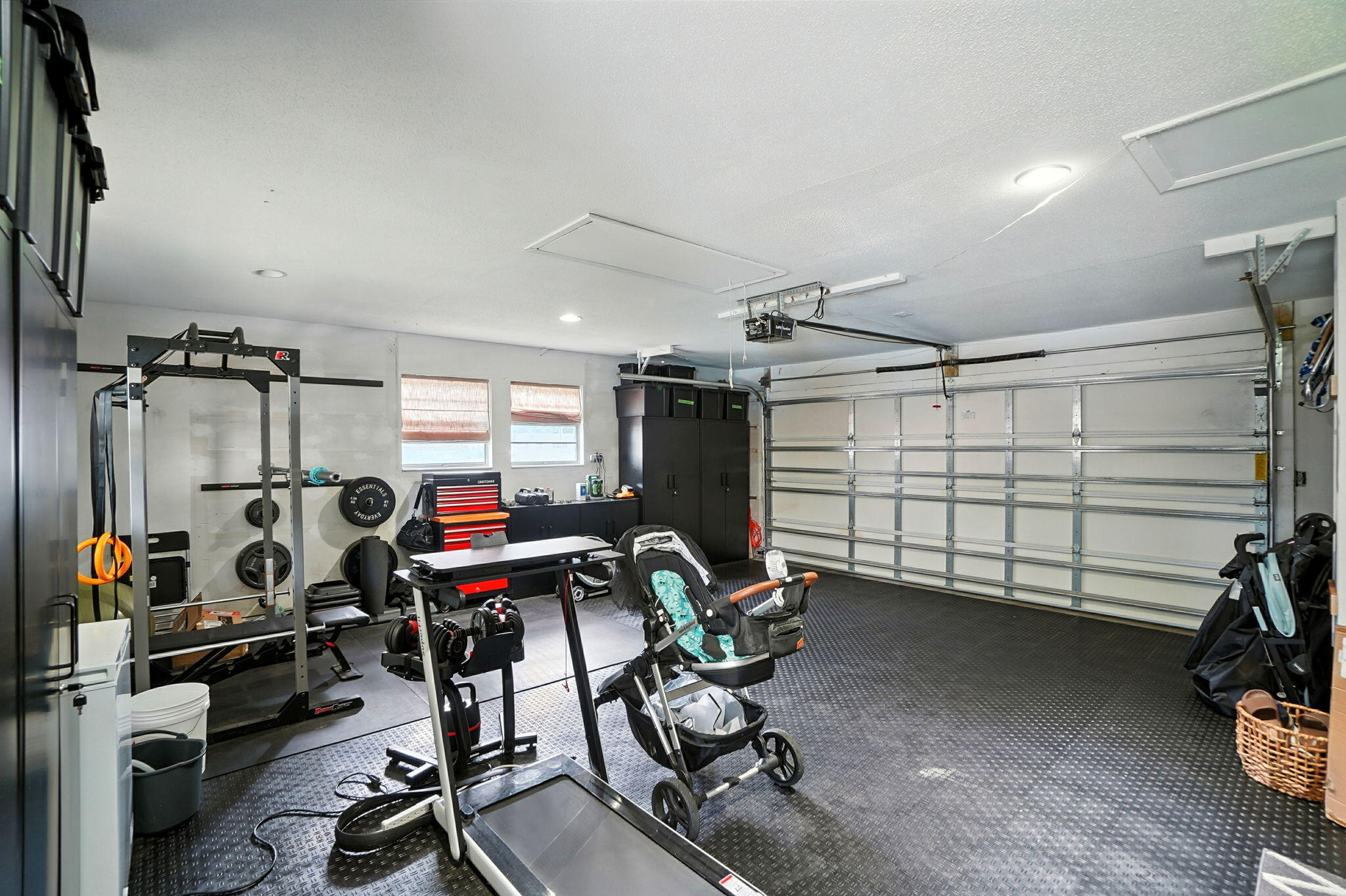 616 NE Fairway Avenue