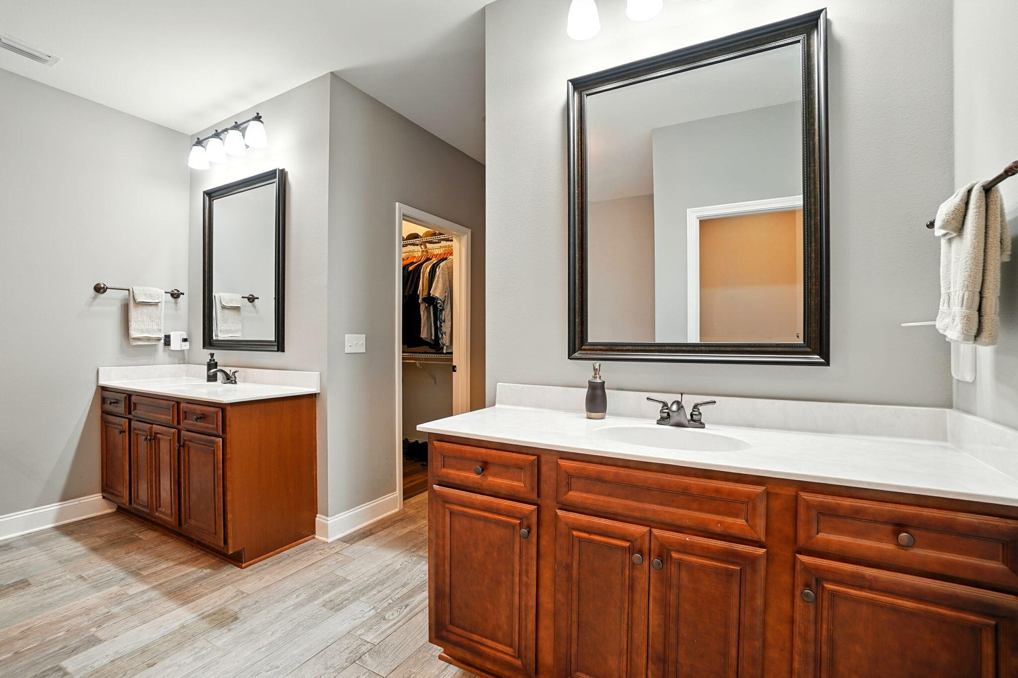 212 Eleases Crossing