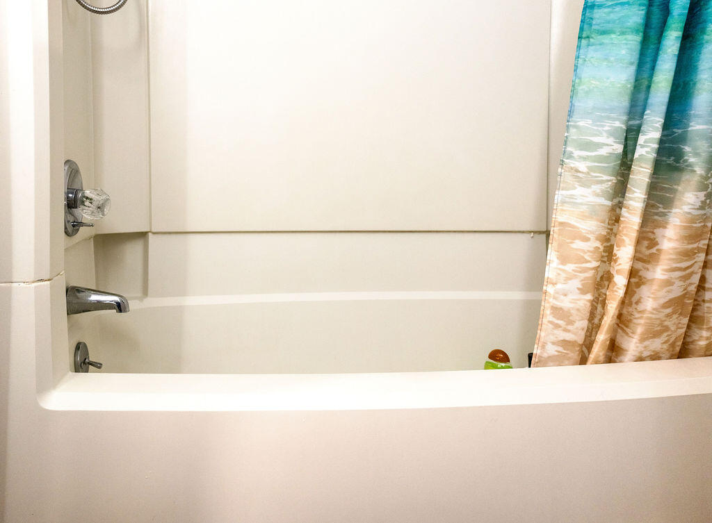 209 SW Honeytree Lane