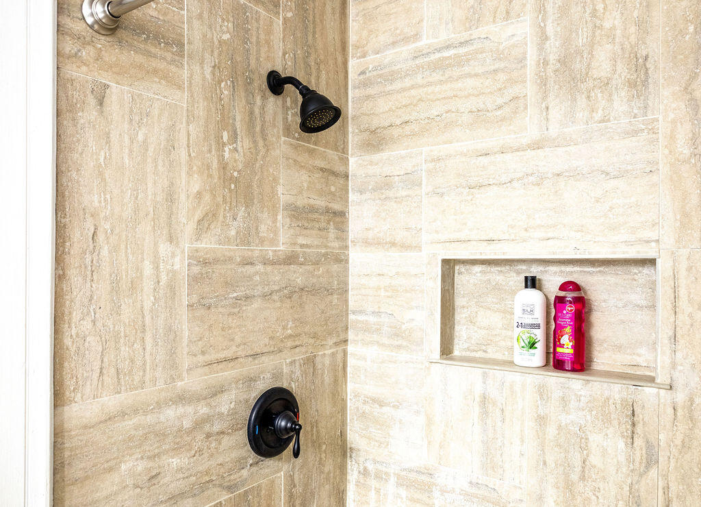 209 SW Honeytree Lane