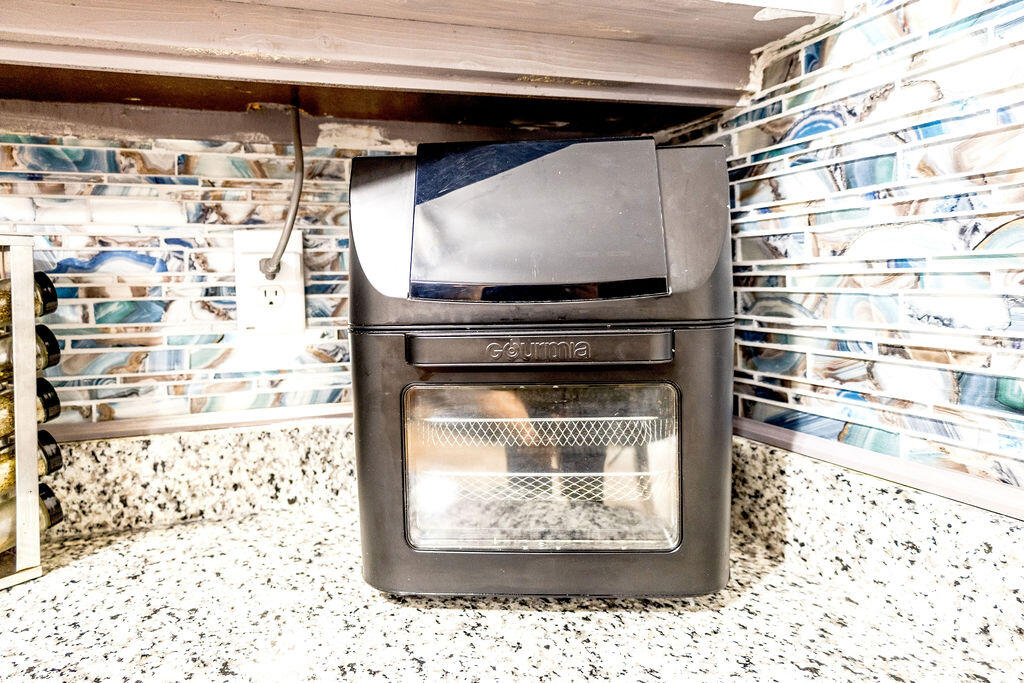 209 SW Honeytree Lane