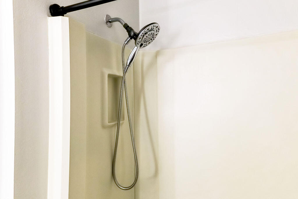 209 SW Honeytree Lane