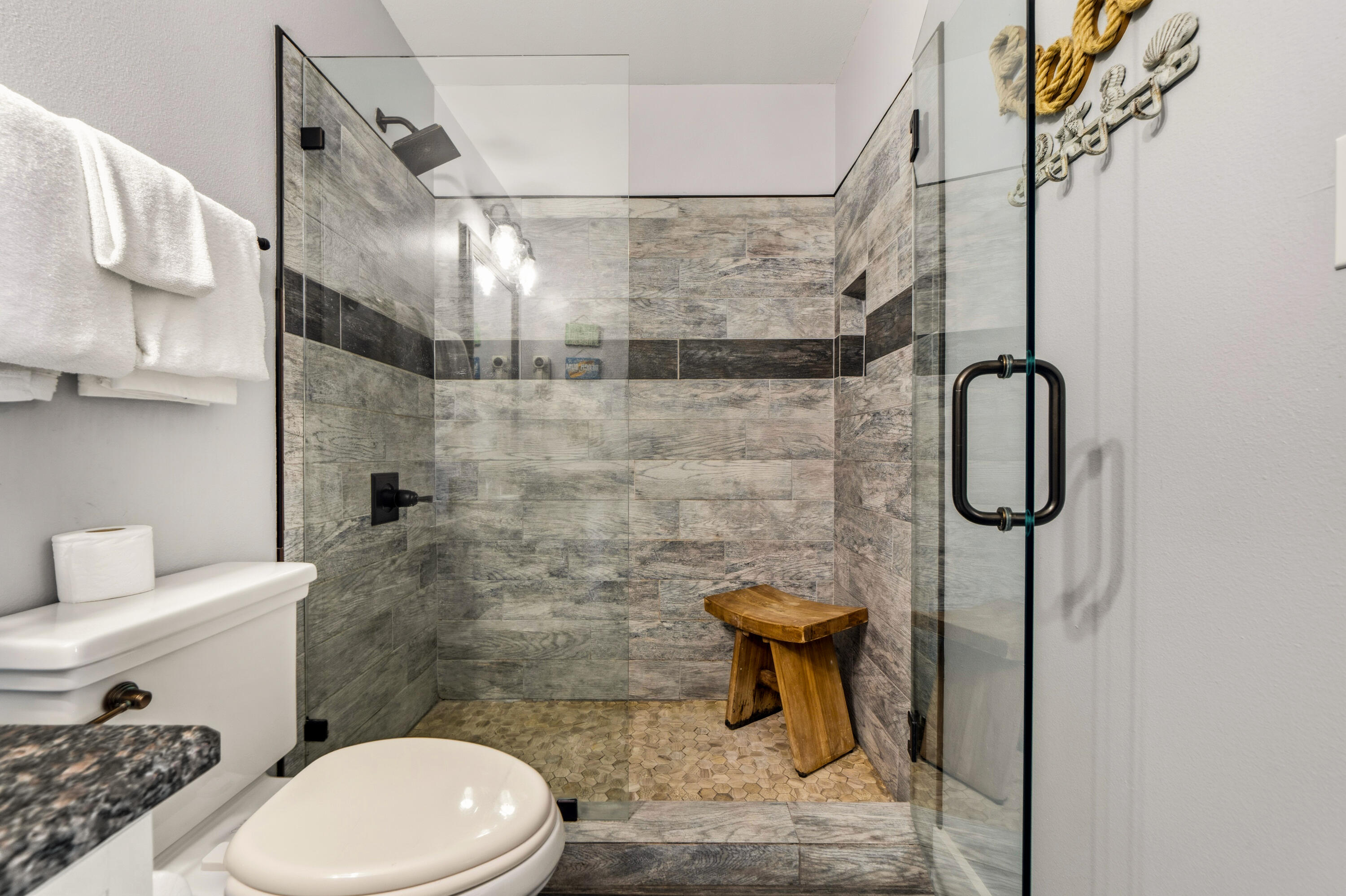 1986 Scenic Gulf Drive APT 3