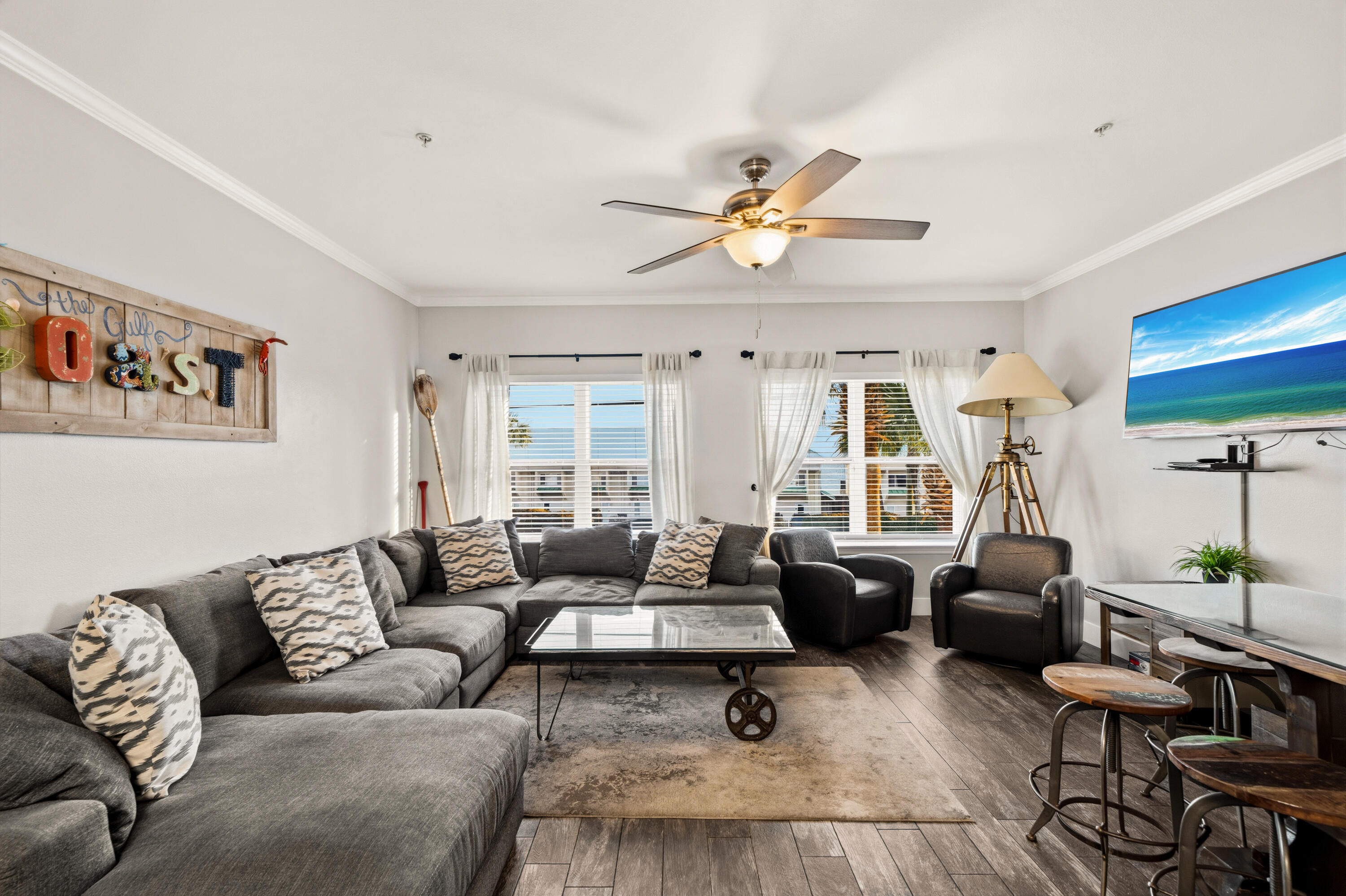 1986 Scenic Gulf Drive APT 3