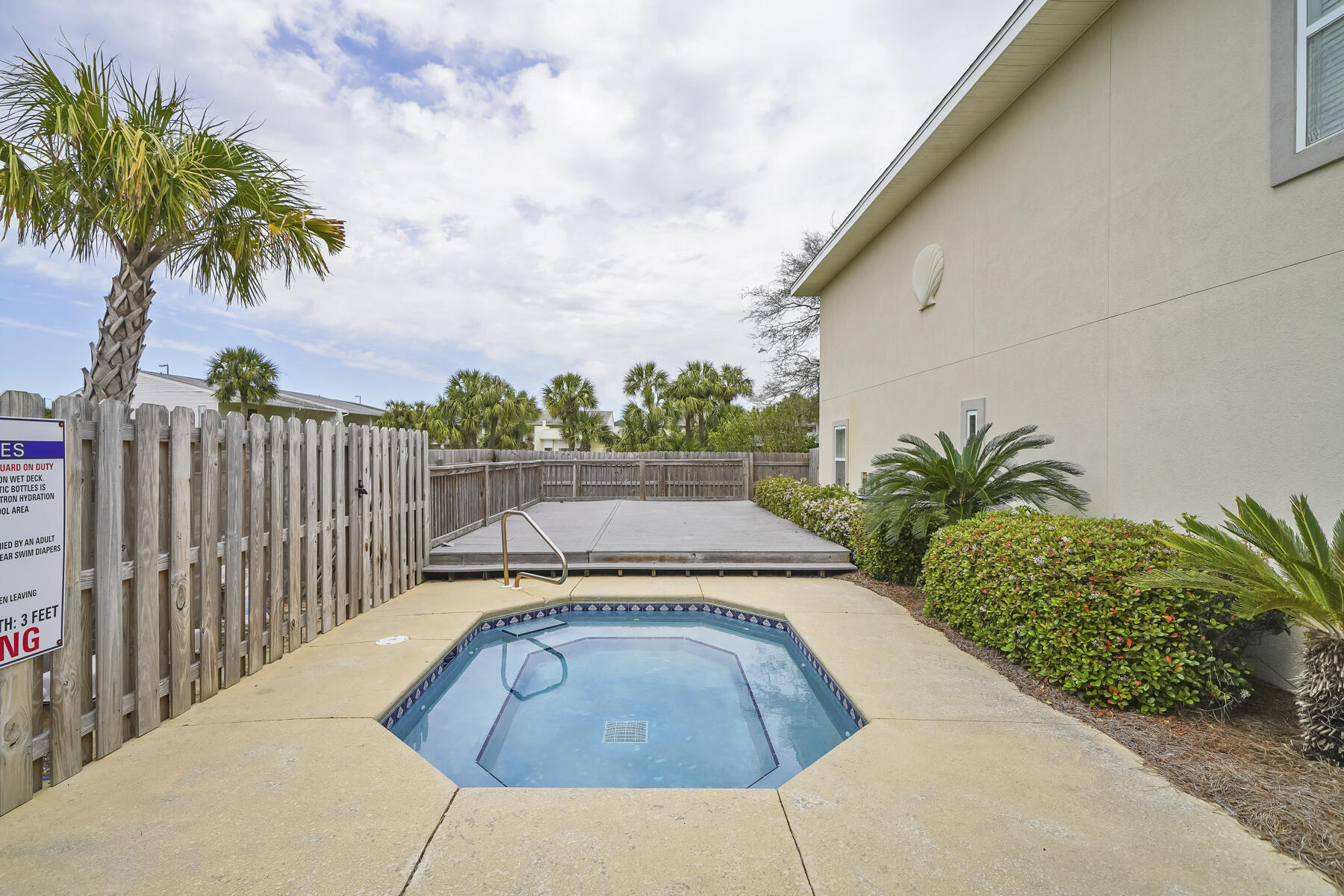 1986 Scenic Gulf Drive APT 3