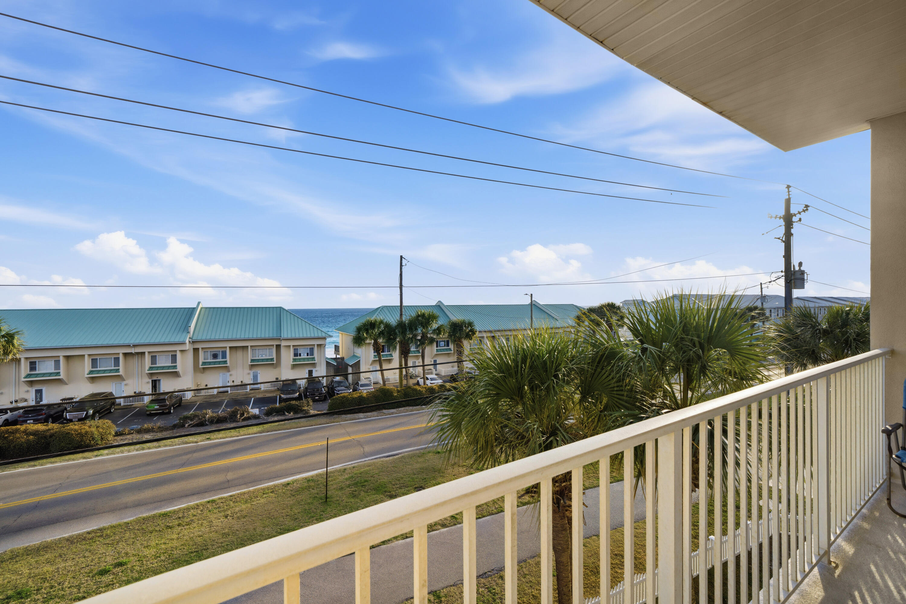 1986 Scenic Gulf Drive APT 3