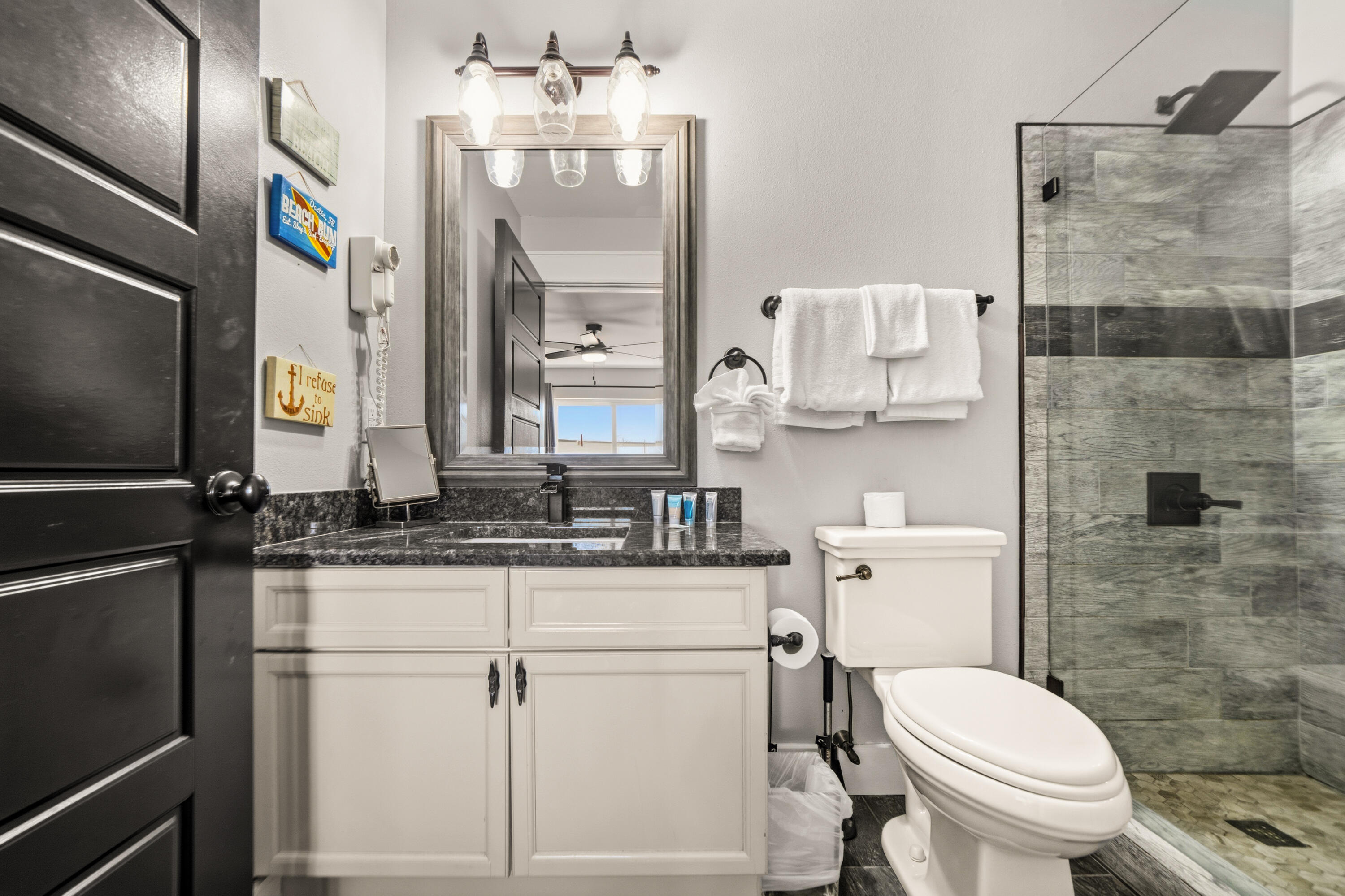 1986 Scenic Gulf Drive APT 3