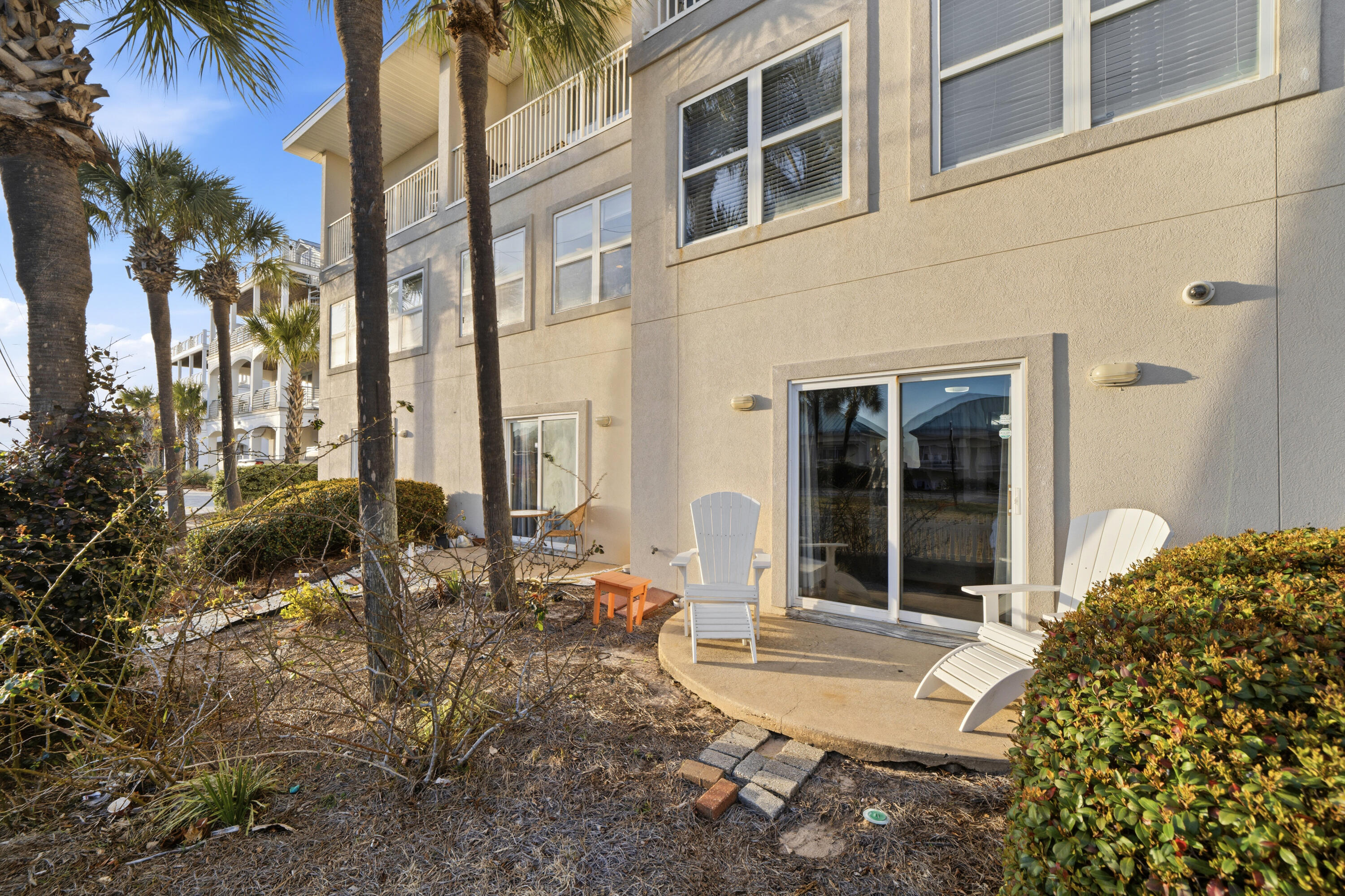 1986 Scenic Gulf Drive APT 3