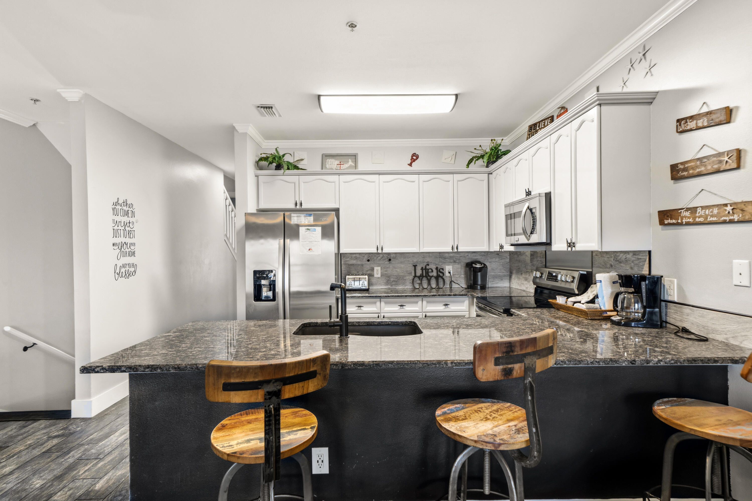 1986 Scenic Gulf Drive APT 3