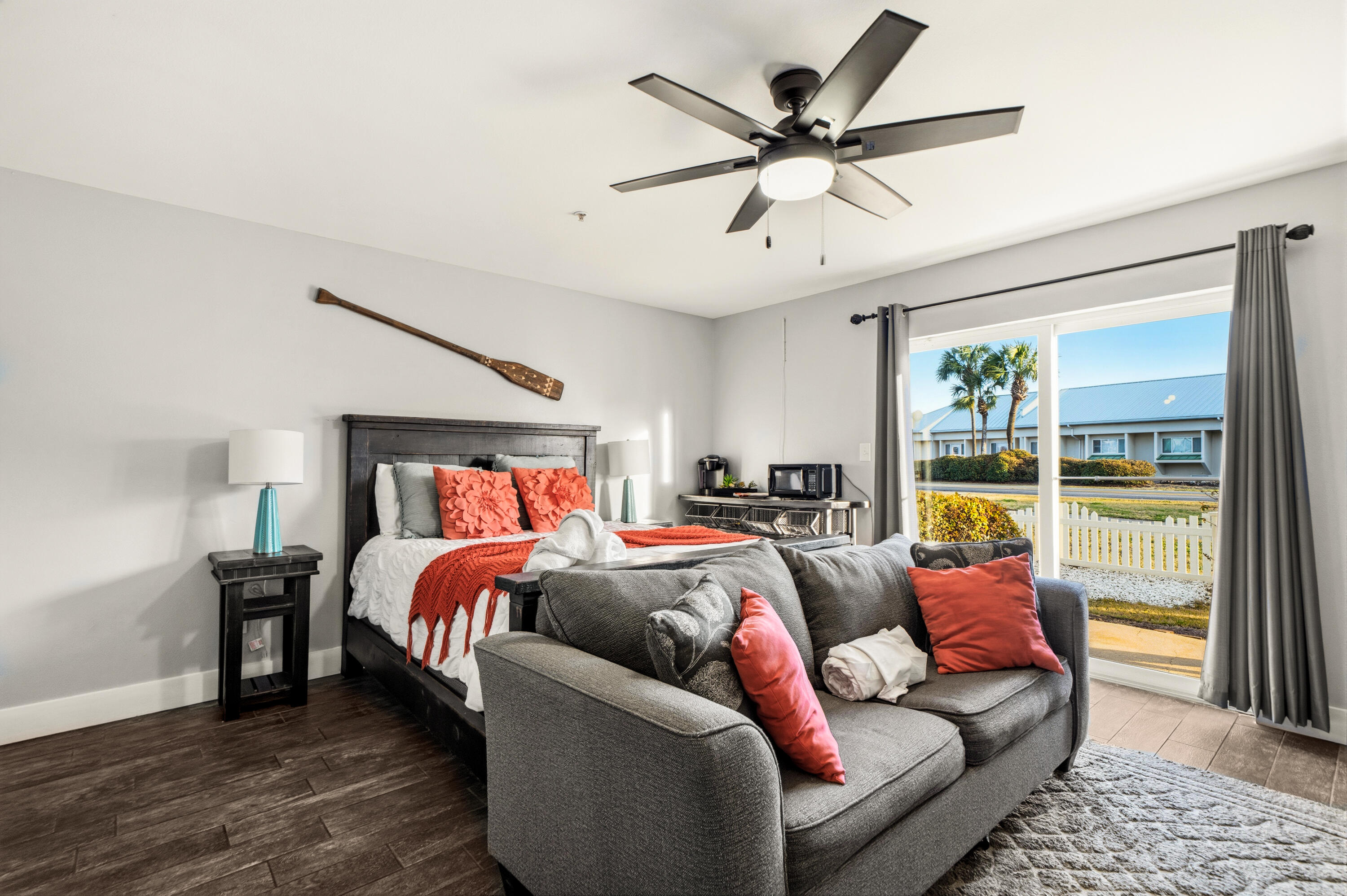 1986 Scenic Gulf Drive APT 3