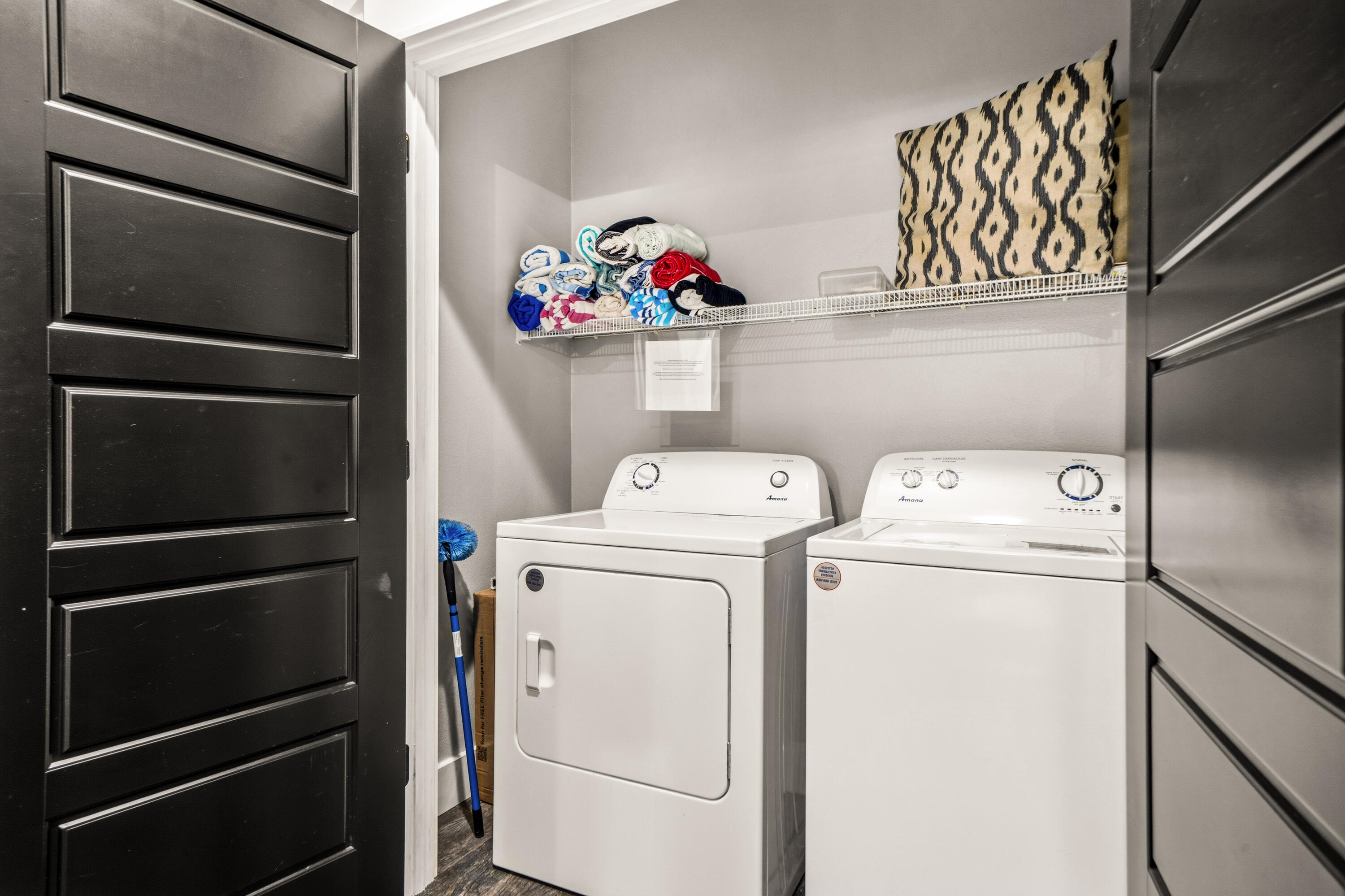 1986 Scenic Gulf Drive APT 3