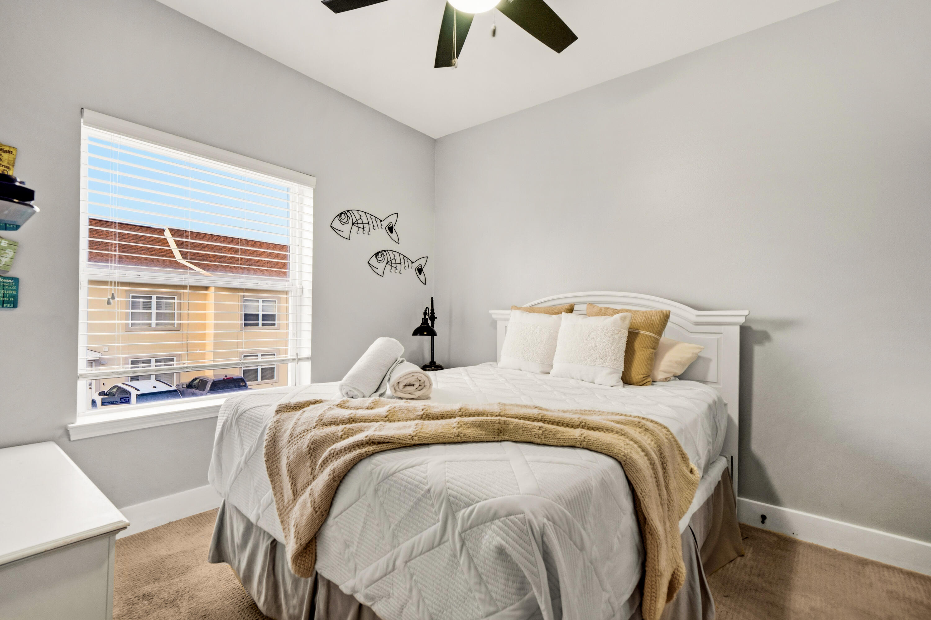 1986 Scenic Gulf Drive APT 3