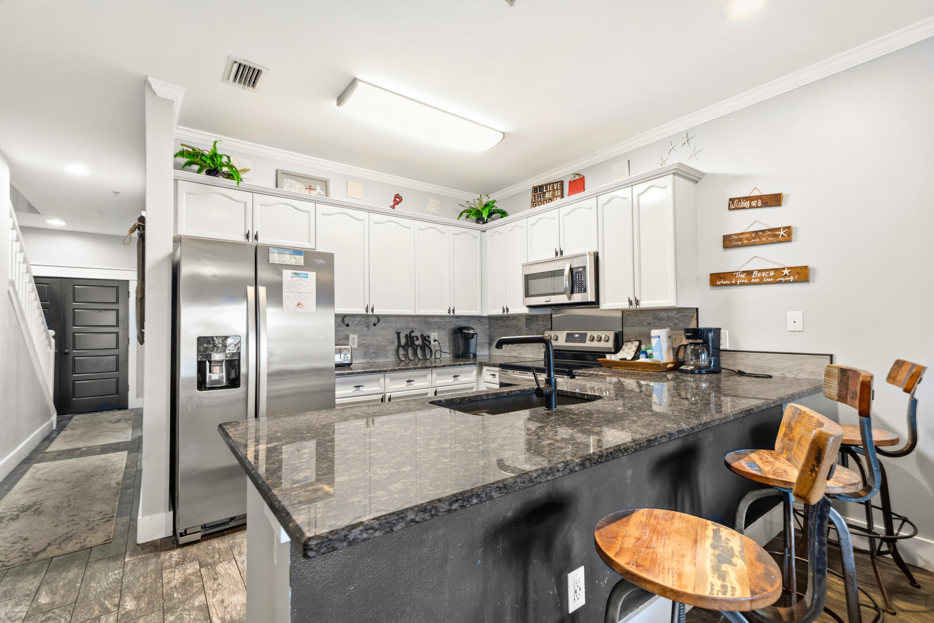 1986 Scenic Gulf Drive APT 3