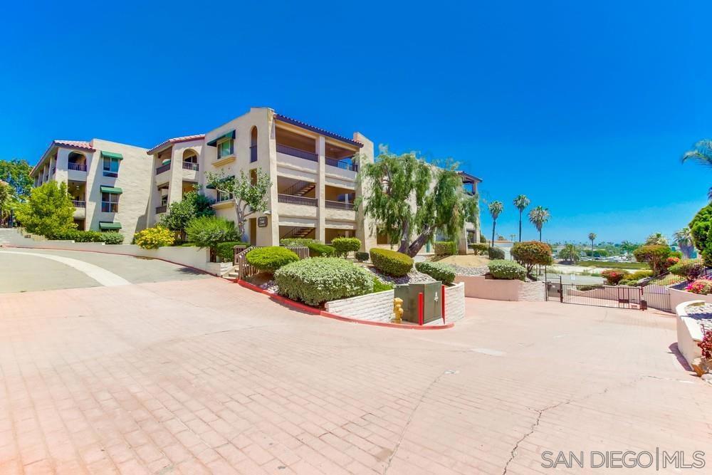 2540 Clairemont Dr. #105