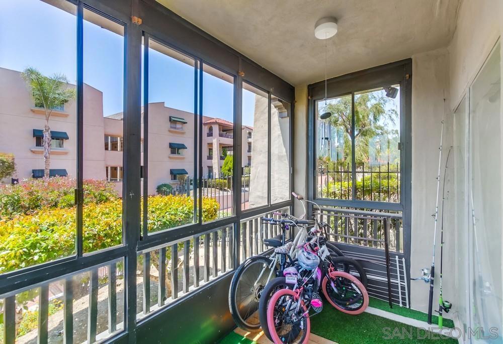 2540 Clairemont Dr. #105