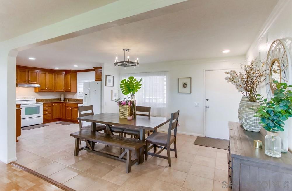 2540 Clairemont Dr. #105