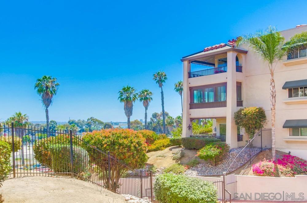 2540 Clairemont Dr. #105