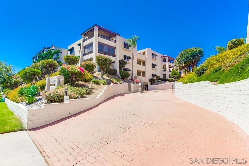 2540 Clairemont Dr. #105
