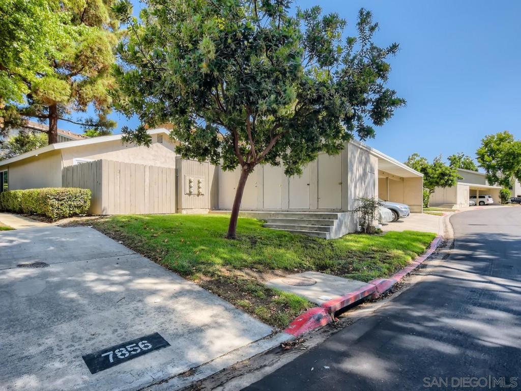 7856 Camino Glorita