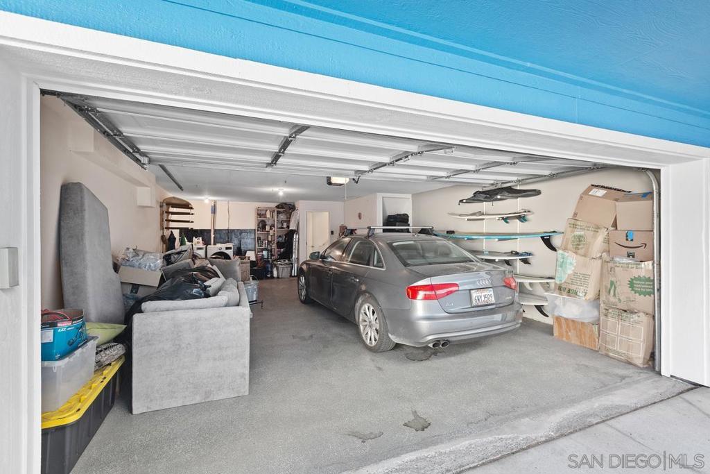 1005 Tourmaline St 3