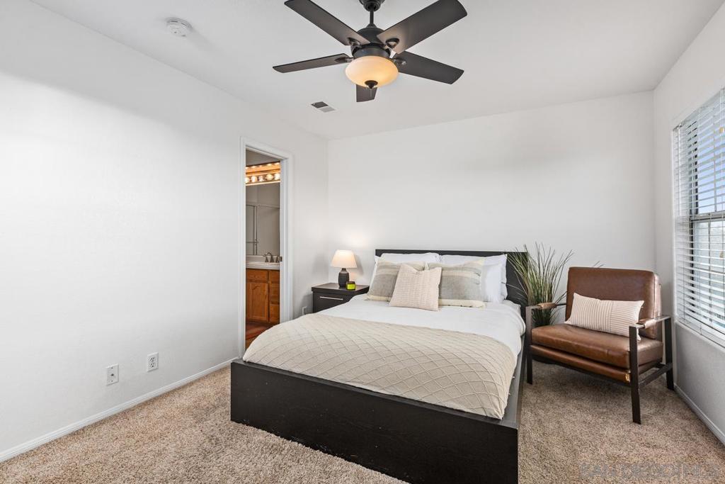 1005 Tourmaline St 3