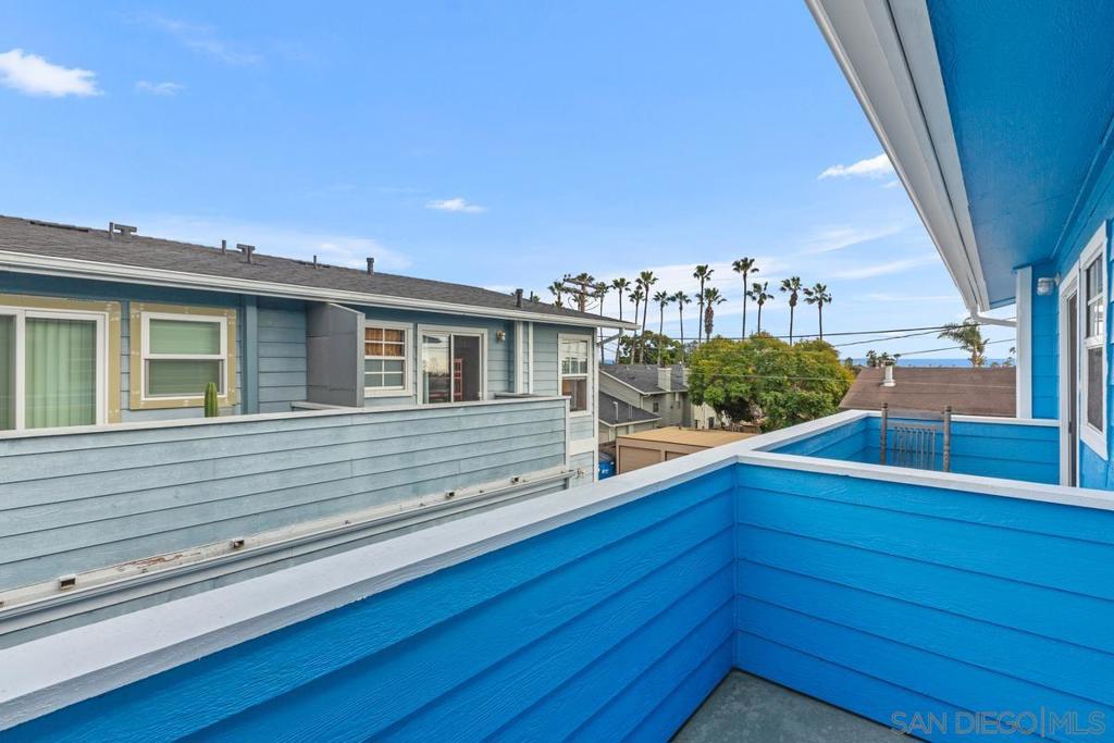 1005 Tourmaline St 3