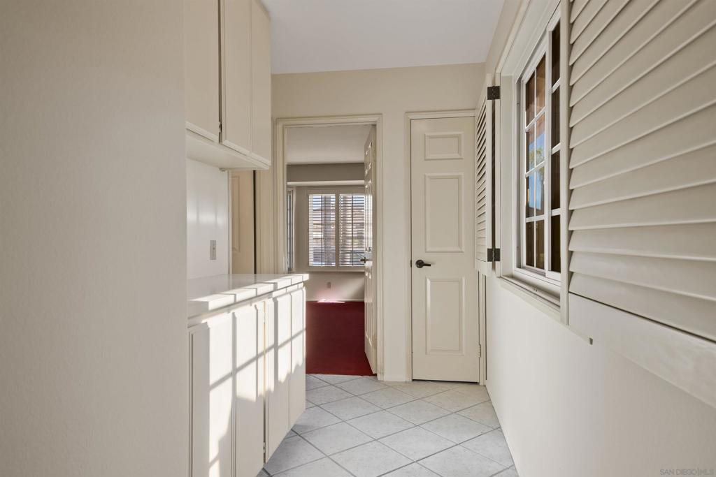 18113 Calle Estepona