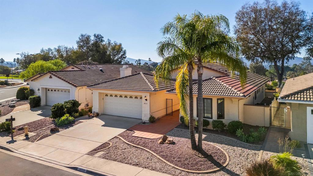 18113 Calle Estepona