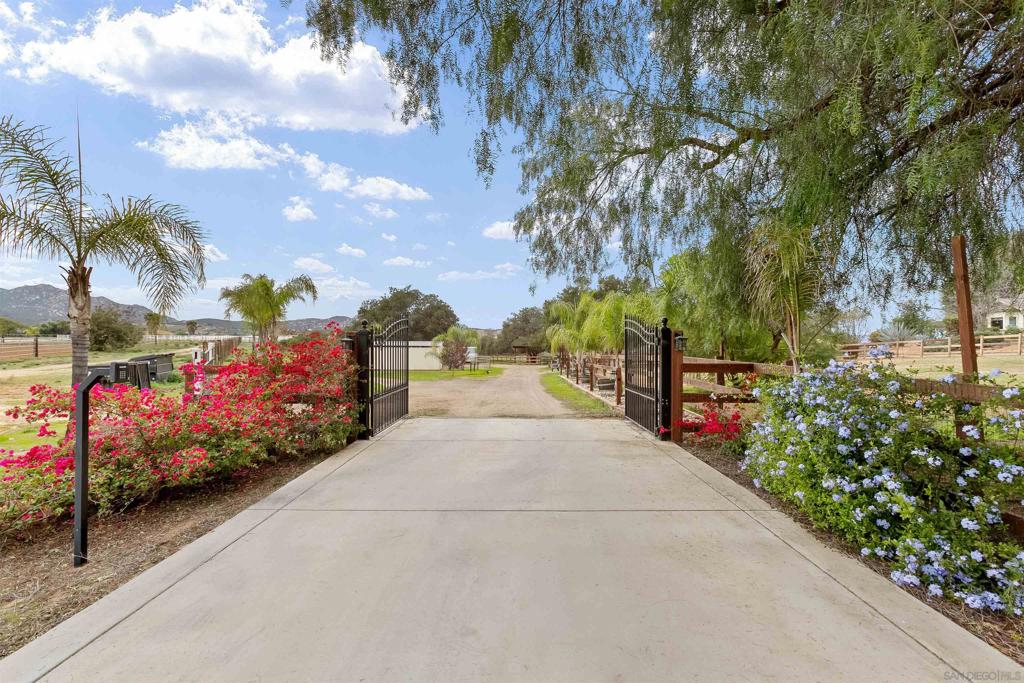 15336 Mesa Estates Ct