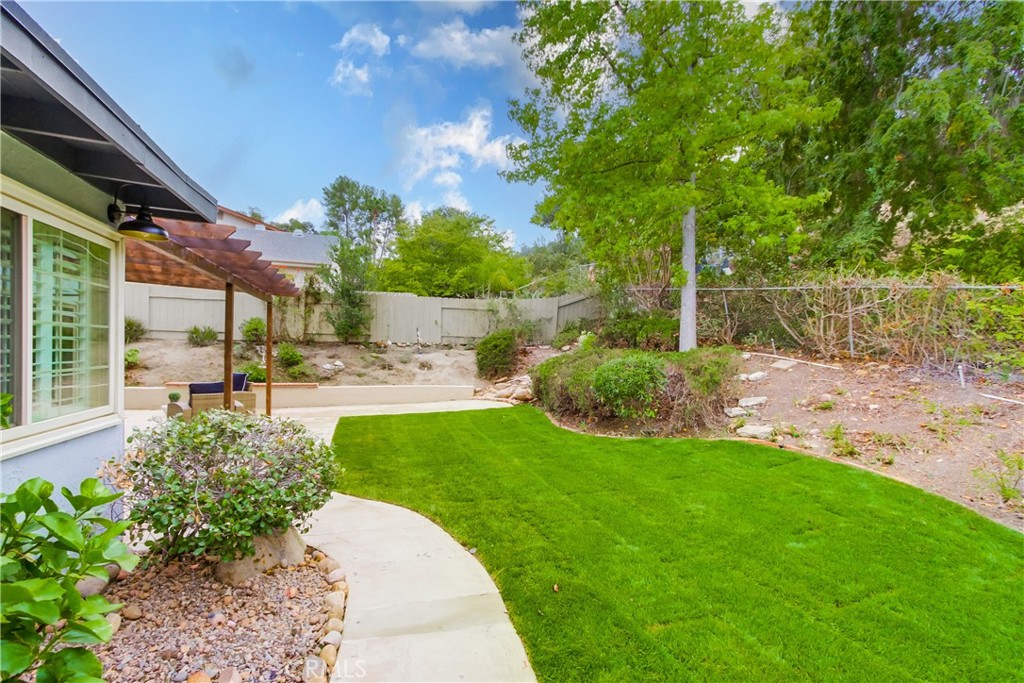 7942 Deerfield