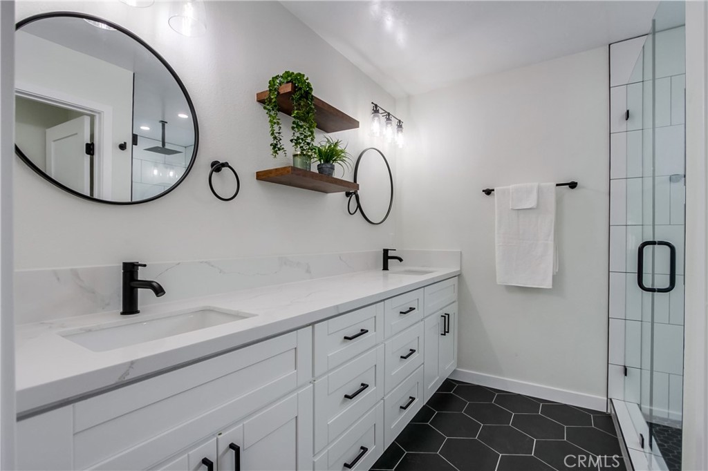 7942 Deerfield