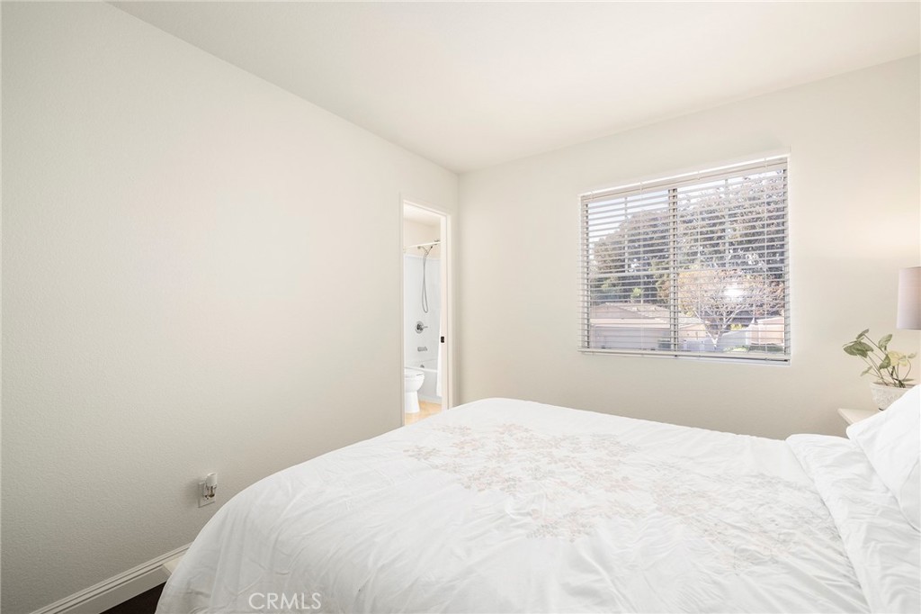 32903 Charmes