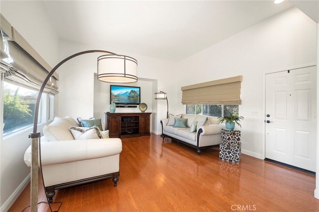 32903 Charmes