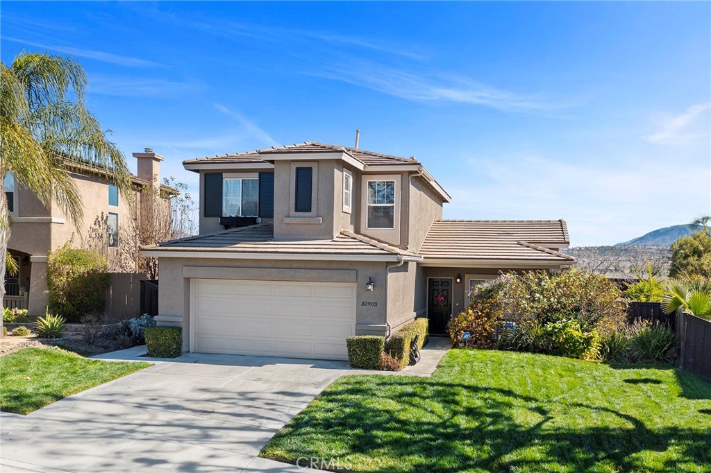 32903 Charmes