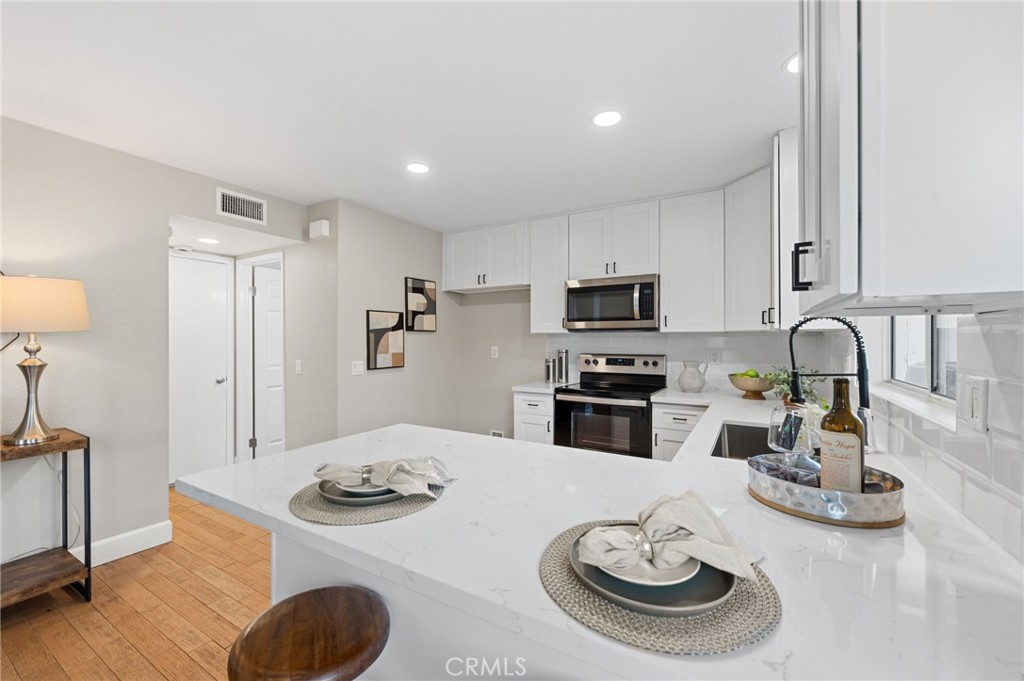 33037 Rossman Circle