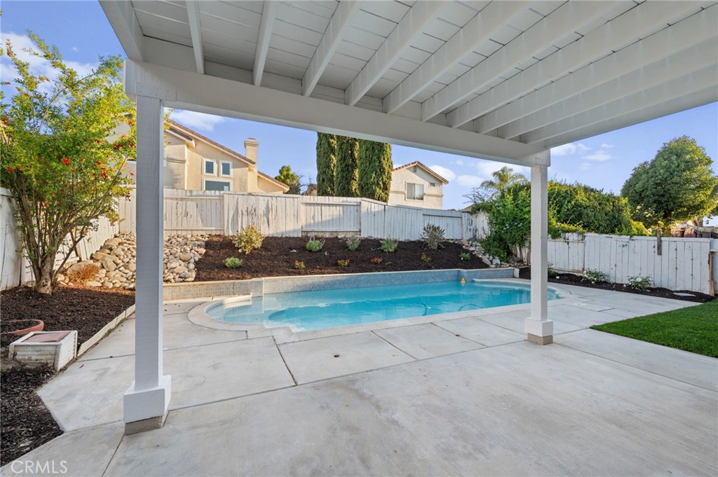 33037 Rossman Circle