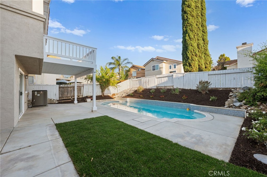 33037 Rossman Circle