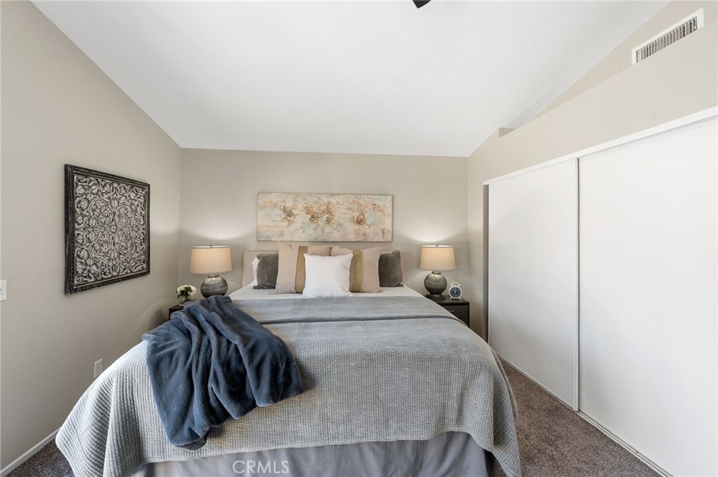 33037 Rossman Circle