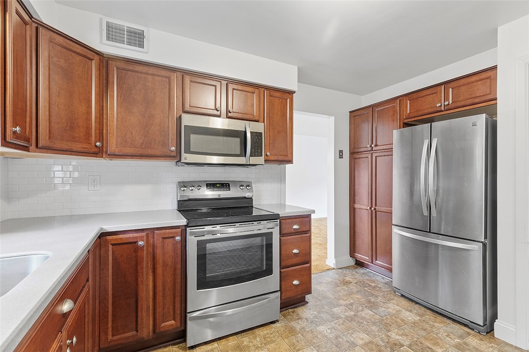 5117 Rosecrest Dr.