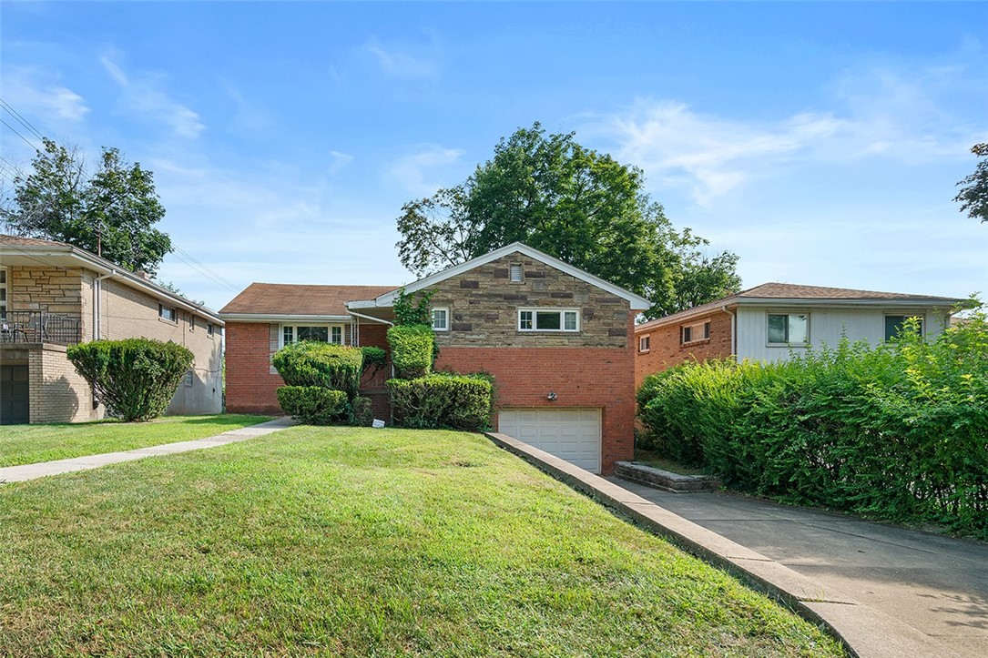 5523 Rippey Place
