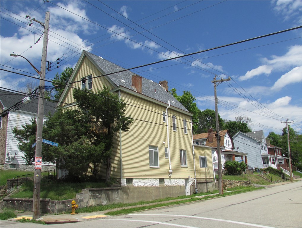 527 Delmont Ave