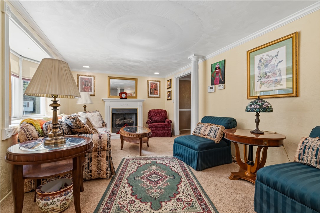 127 Selvin Dr