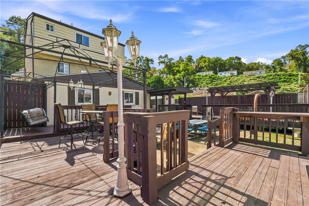127 Selvin Dr