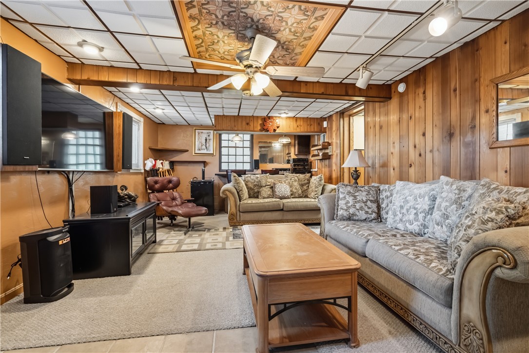 127 Selvin Dr