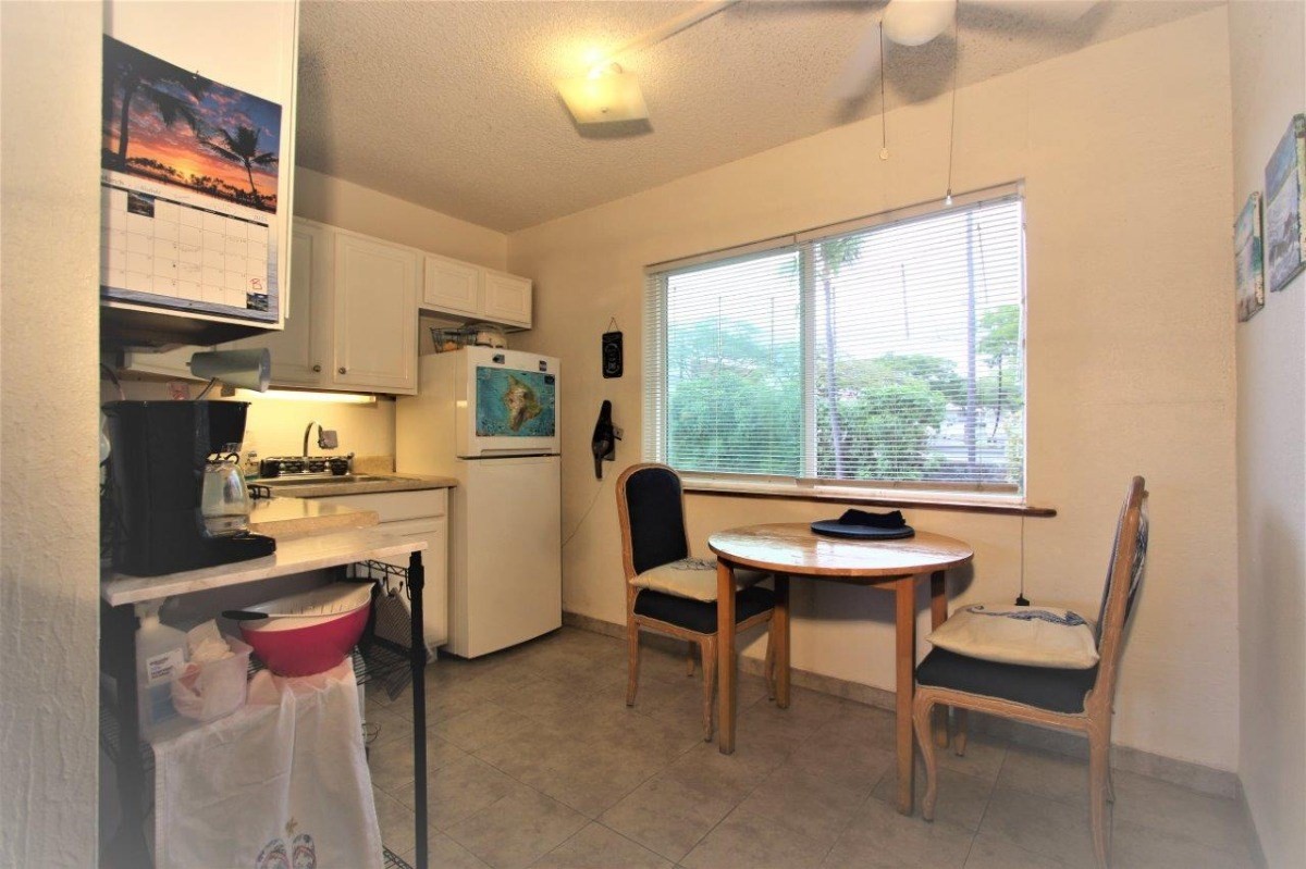 74-5618 PALANI RD B8