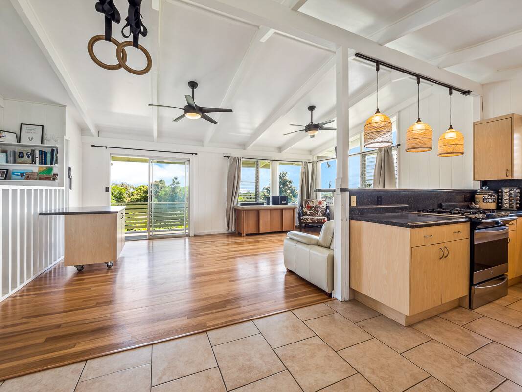 37 PILIALOHA ST