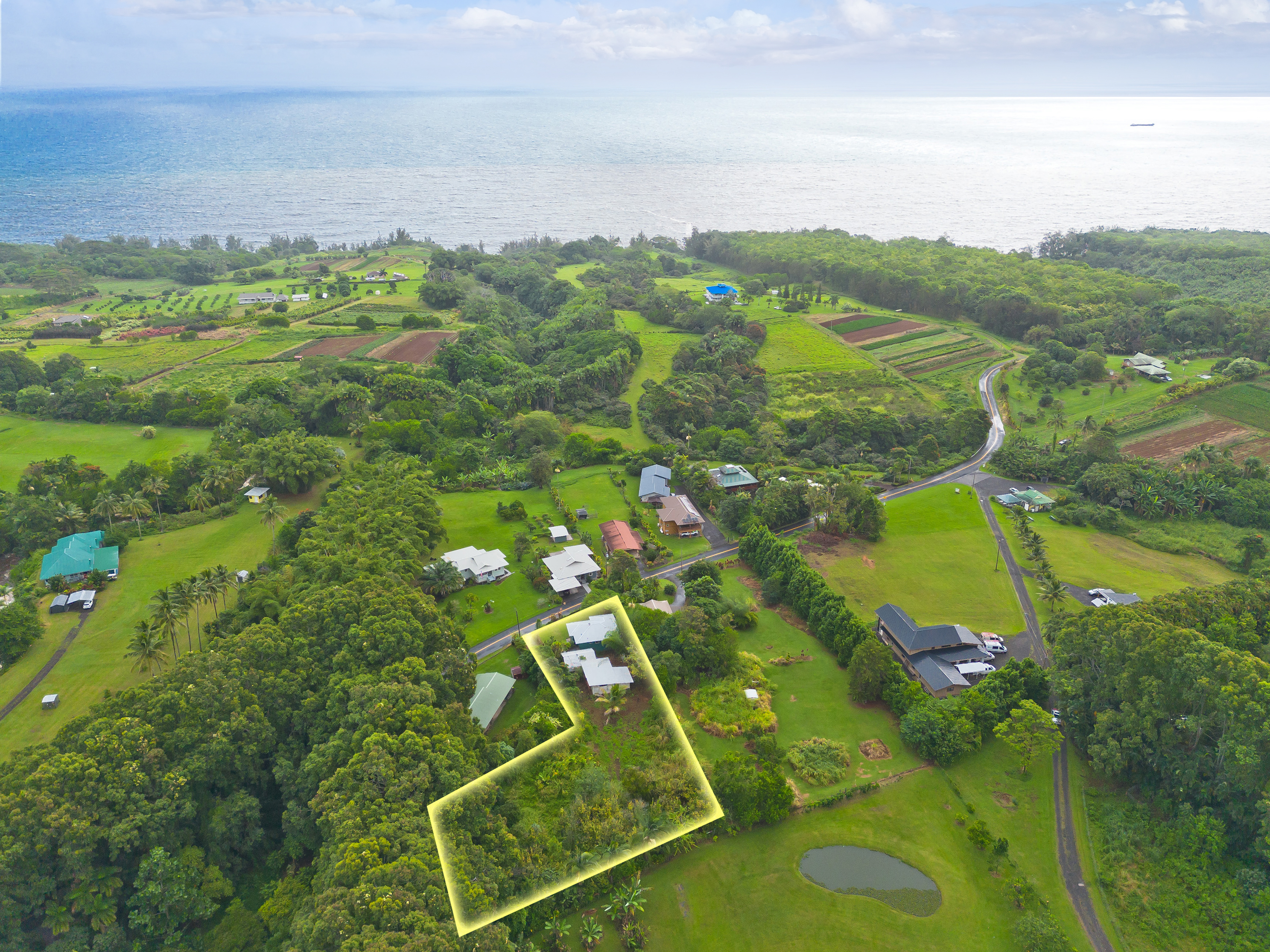 27-1021 OLD MAMALAHOA HIGHWAY