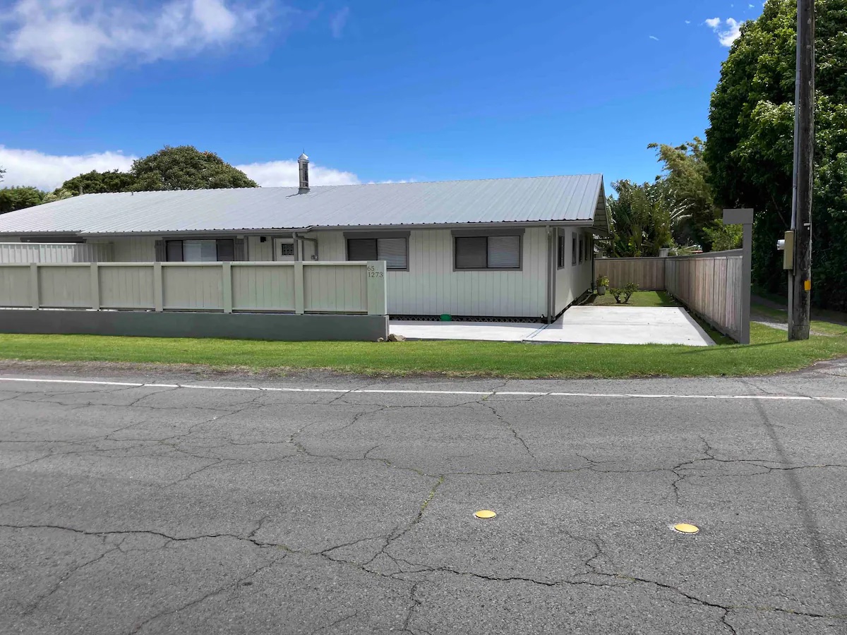 65-1200 PONO LN