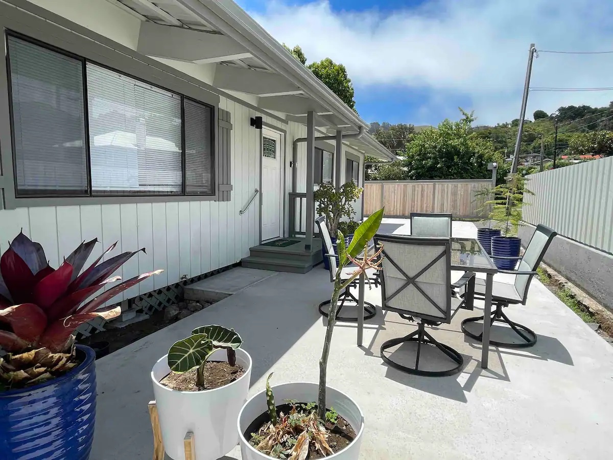 65-1200 PONO LN